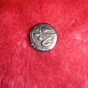 Can-Anyone-Tell-Me-If-These-Coins-Are-Worth-Anything-Now-With-Pics